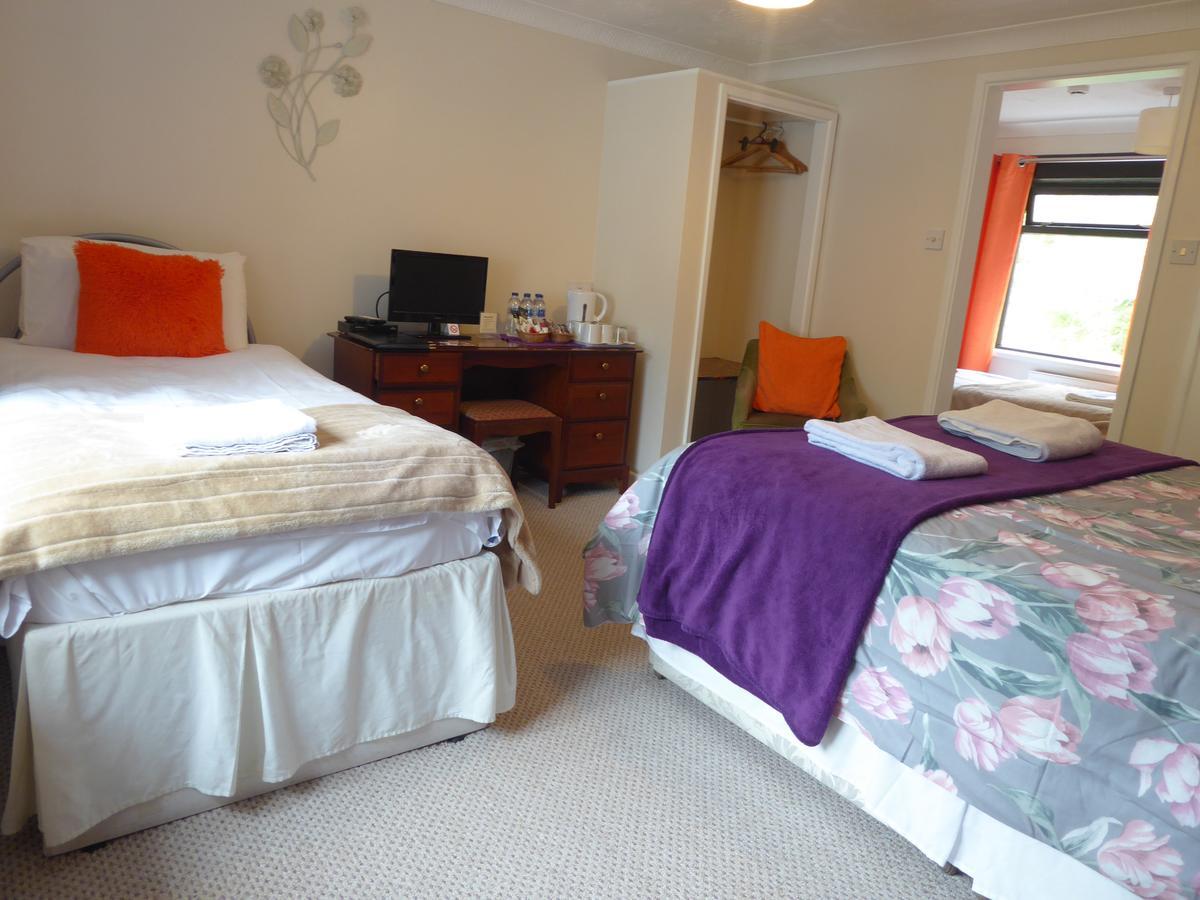 Neuadd Wen Guest House 카마던 외부 사진